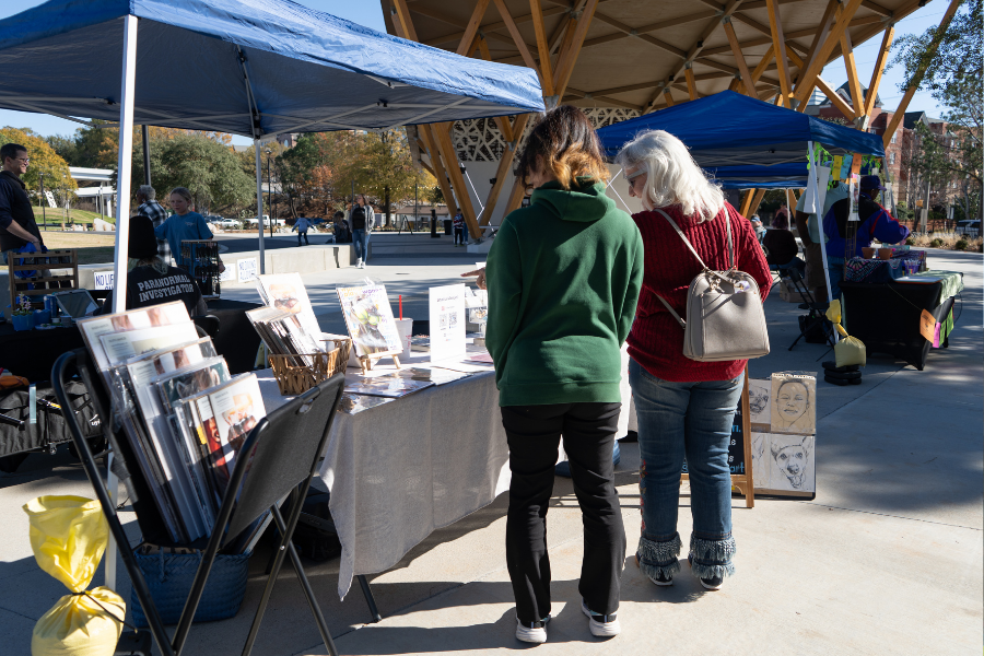 Customers at Art Market in Finlay Park